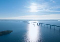 Den nye Storstrømsbro (Dronning Margrethe II’s Bro) er efter åbningen blevet den tredjestørste bro, kun overgået af Øresundsbroen og Storebæltsbroen.