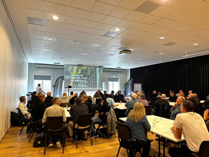 Med to dages faglige indlæg og socialt samvær er hele teamet fra Saferoad Services blevet godt klædt på til sæsonens arbejde på statens og kommunernes vejnet.