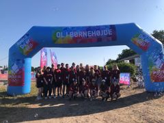 Under sommerens Skole OL-finale var en gruppe pædagogstuderende med som pædagogiske frivillige. Foto: Katrine Bertelsen