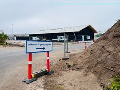 Billund Genbrugsplads er klar til indvielse efter at have gennemgået en større renovering. Det sker ved et arrangement tirsdag den 19. november. Foto: Billund Kommune.