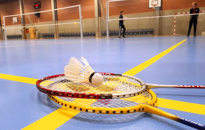 Et nyt badmintonhold er målrettet psykisk sårbare, som ønsker at mødes om idræt i et socialt fællesskab. Du behøver ikke have spillet badminton før. Alle over 18 år kan være med.