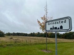 Storparcellen på 29.827 kvadratmeter er placeret lige inden for byskiltet i Grindsted i det attraktive Morsbøl-område. Foto: Billund Kommune.