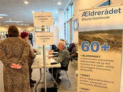 Alle borgere i kommunen, som er fyldt 60 år senest på dagen, kan stemme til Ældrerådsvalget. Der skal vælges ni medlemmer for de næste fire år. Billedet er fra valget i 2021. Foto: Billund Kommune.