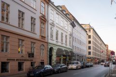 Dronningens Tværgade 9 supplerer Jeudans ejendomme i Dronningens Tværgade, hvor Jeudan også ejer Dronningens Tværgade 4, 7, 8 og 14.