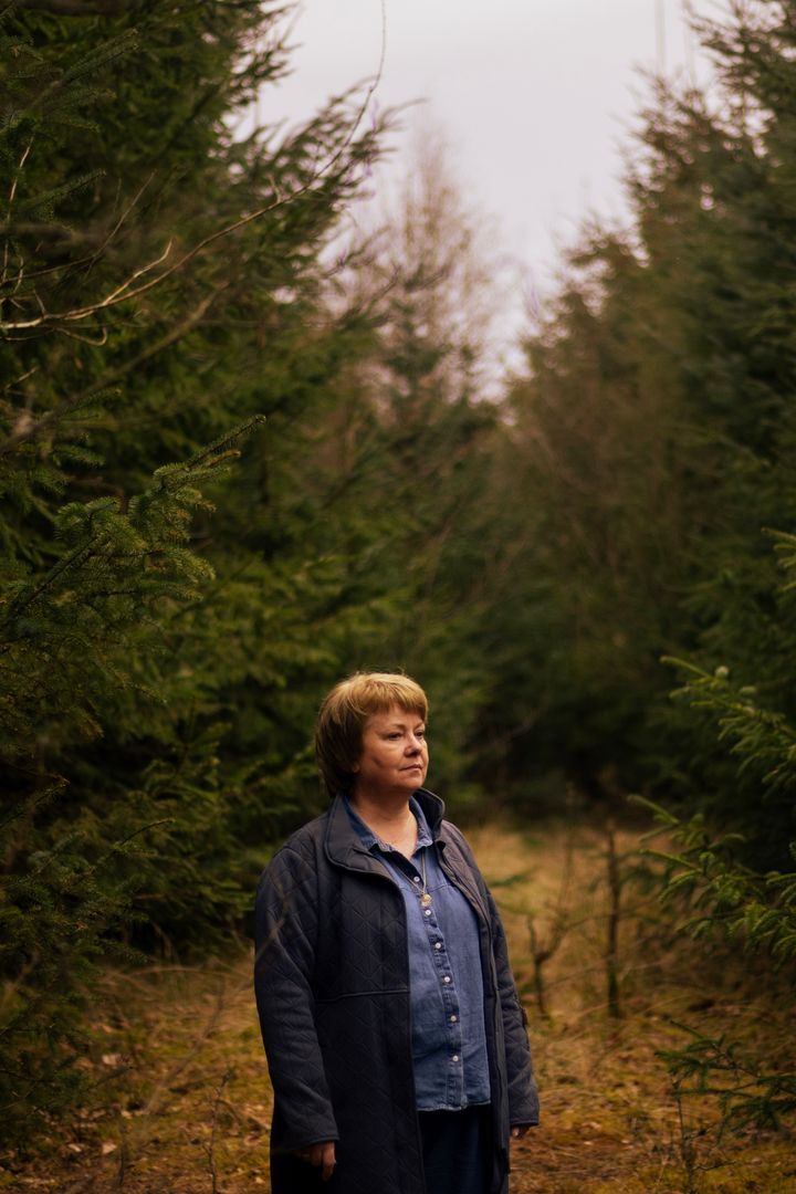 Annemette, der har mistet to børn, er en af de forældre hvis historie bliver fortalt gennem udstillingen "For mig er du lige her"