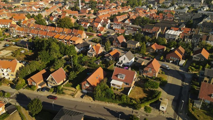 "For at imødekomme de ændrede behov hos boligejerne bør kommunerne øge forståelsen af borgernes boligpræferencer og inddrage dem i byplanlægningen," siger Christian Høgsbro, projektudviklingsdirektør i Kuben Management.