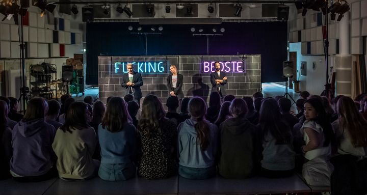 Børn og unge i dagtilbud og skoler rundt i hele kommunen kan glæde sig til igen at opleve teaterverdenens magi til Aprilfestival i 2024. Foto: Esbjerg Kommune