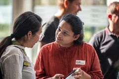 Både danske og udenlandske tilflyttere, som har valgt at slå sig ned i Esbjerg Kommune, tog del i kommunens velkomstmøder i det Internationale Hus i Esbjerg og i Ribe Fritidscenter. Foto: Esbjerg Kommune.