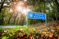 Borgere i den del af Grimstrup Sogn, der er en del af Esbjerg Kommune, kan nu se frem til at få et postnummer, som afspejler tilhørsforholdet til Esbjerg Kommune. Foto: Esbjerg Kommune.