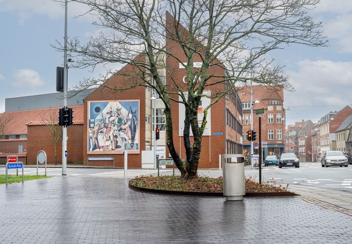 Krydset ved Havnegade og Stormgade er blandt de steder, hvor mængden af henkastet affald er væsentligt mindre.