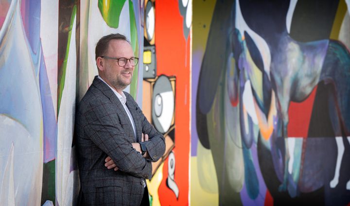 På fire uformelle kaffemøder i Ribe, Bramming og Esbjerg kan du komme og få en snak med borgmester Jesper Frost Rasmussen om stort og småt i Esbjerg Kommune.