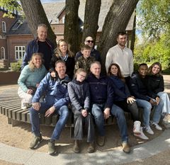 I Bramming var hele gruppen af hollandske besøgende samlet.