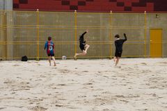 Danmarks første brasilianske fodboldpark åbner i Esbjerg på fredag. Tirsdag fik eleverne på den brasilianske fodboldlinje på Bakkeskolen lov til at teste den nye fodboldpark. Foto: Esbjerg Kommune