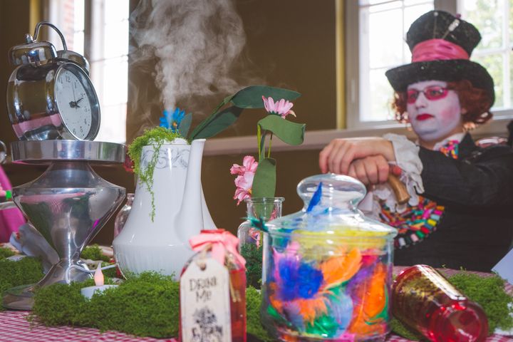 Når International House Esbjerg vælger et univers til Fantasyfestival, bliver der ikke sparet på detaljerne. Tidligere har de blandt andet bragt Alice i Eventyrland til live.