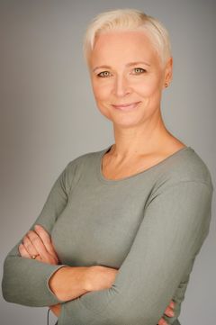 "Tag ansvar og stop med at promovere noget, der hører fortiden til," siger skuespiller Vicki Berlin til rejseselskabet TUI.