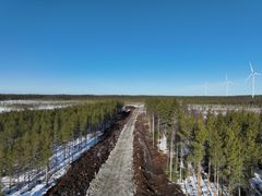 TOWII Renewables – et joint venture ejet af EWII og Tokyo Gas - opfører 12 vindmøller i Finland. Alle møller vil være i drift i første halvår 2027.