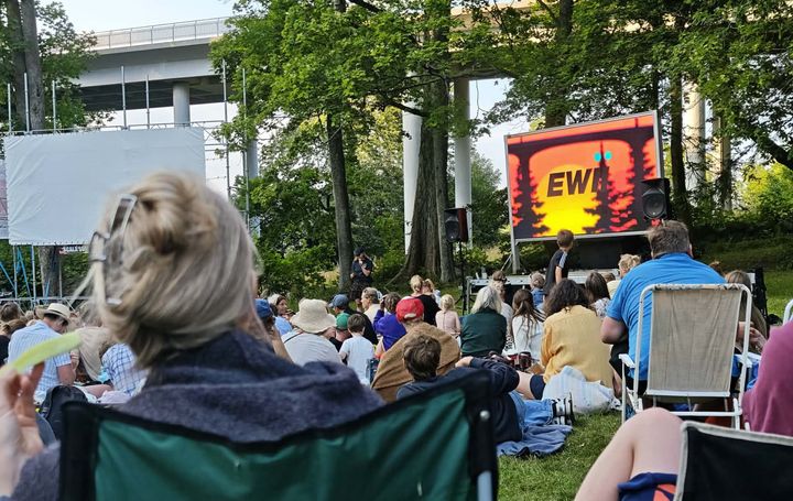 Scala Sommerbio på Bornholm, der i 2025 fik støtte fra EWII, satte publikumsrekord til sommerens første forestilling.