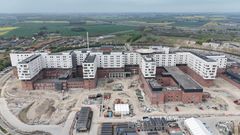 Billede af Sjællands Universitetshospital set fra øst