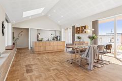 Mange af nutidens nybyggere er vokset op med 60'er-70'ernes byggestil. Det ønsker de at genfortolke i deres nye huse.