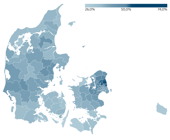 Illustration af seniorbeskæftigelsen i 2012 opdelt på kommuner. Kortet viser andelen af de 60-64 årige, som var i beskæftigelse i de enkelte kommuner i 2012, hvor det fremgår, at andelen var klart højest i kommunerne nord for København.