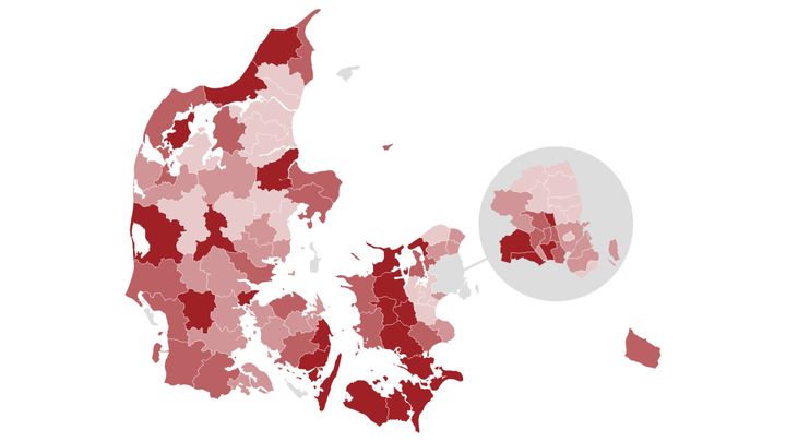 På landsplan er andelen af elever, der dumper i dansk eller matematik i 9. klasse, på sit højeste niveau siden 2012. Men der er store geografiske forskelle. Se interaktivt kort her (som nemt kan indlejres i din egen webartikel): https://www.datawrapper.de/_/Ydn3J/?v=3