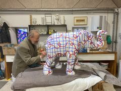 Bjørn Nørgaard, kendt i både ind- og udland for sin store kunst, står bag en af de 30 elefanter til fordel for Psykiatrifonden.