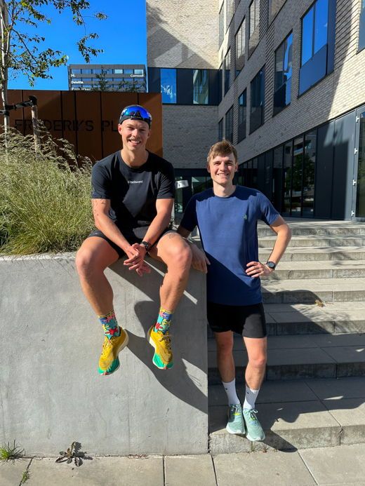 De to venner bag løbet Søenx Marcus Bursjöo Hjortkjær og Teis Søgaard Kalsbøl.