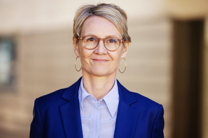 ”Vi er enormt glade for, at regeringen har lyttet til vores appel om at bruge det historisk store beløb på at styrke det system og de tilbud, vi allerede har," siger Psykiatrifondens direktør Marianne Skjold.
