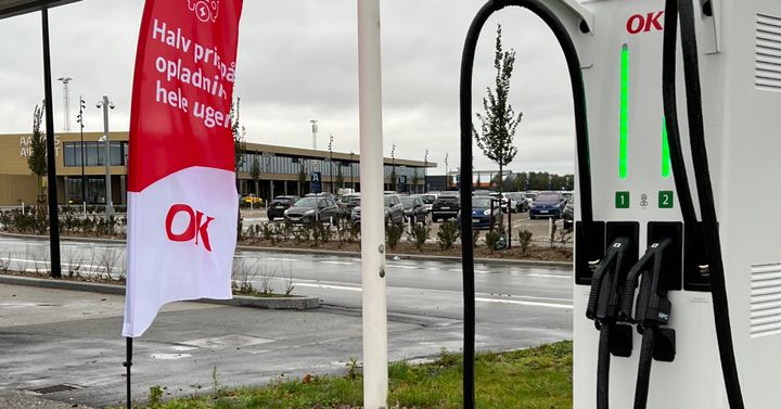 Aarhus Airport skruer op for grøn strøm til elbiler.