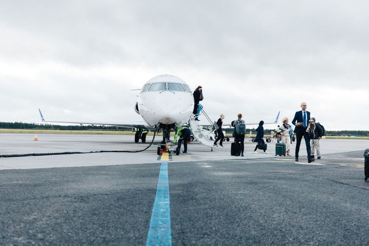 Fra oktober øger SAS til 5 daglige afgange mellem Aarhus og København. Det gør det endnu nemmere for de mange rejsende i Midt- og Østjylland at komme videre ud i verden via SAS’ voksende netværk.