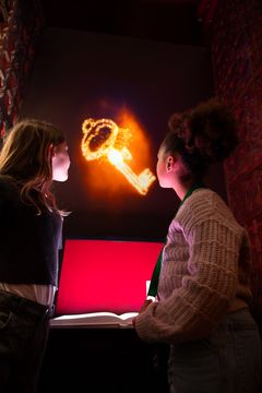 Tag nøglen til det ukendte og rejs med Niebuhr. Spillet er fra 8 år. Foto Nationalmuseet