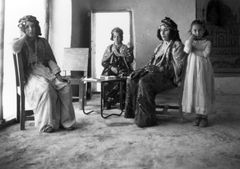 Kurdiske kvinder og barn