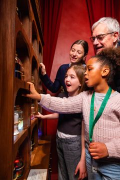 Hos apotekeren i Konstantinopel prøv spillet