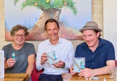 From left to right: Writer Franzobel, PEZ Managing Director Bernhard Rehrl and Artist JF Krichbaum with PEZ Arts