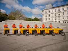 Med en investering i fem nye vejhjælpscykler har SOS Dansk Autohjælp syv elektriske ladcykler i flåden. Foto: Kristian Holm / SOS International