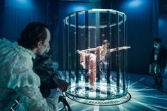 Astrid Elbo som Mary Stuart