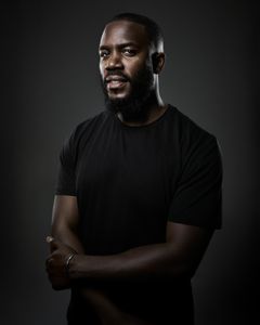 Pressefoto af Mo Gilligan