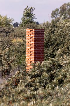 ARKEN udstiller murstesværker af Per Kirkeby, hvor mange af dem aldrig har været opført før. Udstillingen BRICKS - PER KIRKEBY åbner 13. oktober 2023. Værk: Per Kirkeby, Paris VIII, 2017 Foto: Frida Gregersen.