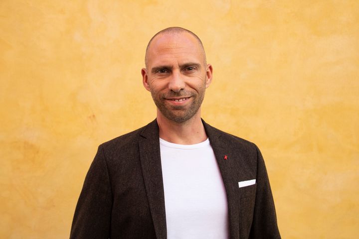 Lars Christian Østergreen er direktør i AIDS-Fondet, der takket være en større arveindtægt udvider indsatserne både nationalt og internationalt.