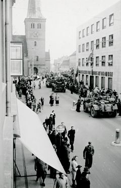 Britiske panservogne i Baggersgade i Nyborg efter befrielsen. Foto: Frihedsmuseet