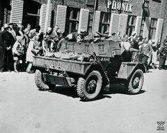 Britiske styrker ankommer til Aalborg ved Hotel Phønix i maj 1945. Foto: Frihedsmuseet