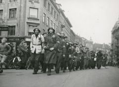 Modstandsfolk i Aalborg efter befrielsen 5. maj 1945. Foto: Frihedsmuseet