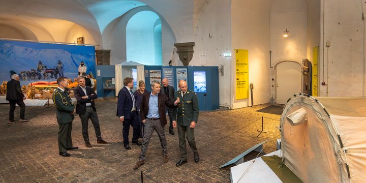 Hans Majestæt Kongen åbnede onsdag Krigsmuseets nye spotudstilling 'SIRIUS - på patrulje i Arktis'. Foto: Thorkild Jensen