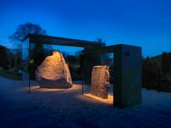 Jellingstenene. Foto: Roberto Fortuna, Nationalmuseet.