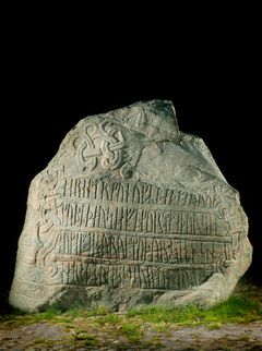 New discovery shows who carved the runes of  the big viking age Jelling Stone which is normally refered to as Denmarks birth certificate