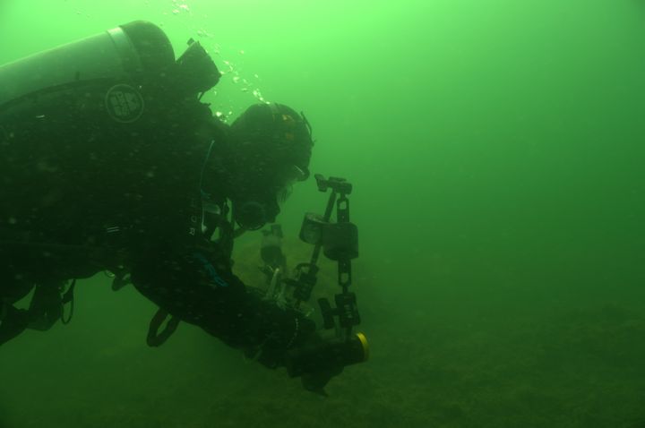 Marinarkæologer fra Nationalmuseet ved vraget af Havmanden