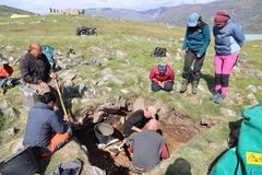 The excavation. Photo: Michael Nielsen, Greenland National Museum and Archives.