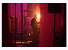 Langenæskirken danner ramme om et særligt møde mellem klassisk orgelmusik, moderne elektronisk musik og robotteknologi, når den franske komponist Maxime Denuc for første gang optræder i Danmark. Pressefoto