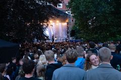 Aarhusianske koncertarrangører har igen fået frie tøjler til at bestemme programmet en hel dag i Mølleparken under Aarhus Festuge.