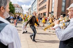 Foto fra jubilæumsarrangementet i Aarhus Midtby 'Hele Aarhus Fejrer'.